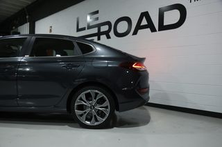 Hyundai i30 Fastback FULL EQUIP 160cv Pegatina ECO