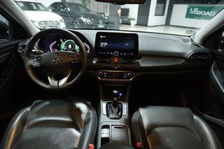 Hyundai i30 Fastback FULL EQUIP 160cv Pegatina ECO