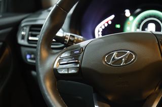 Hyundai i30 Fastback FULL EQUIP 160cv Pegatina ECO