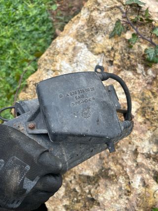 Bomba suspensión neumática Vito W638