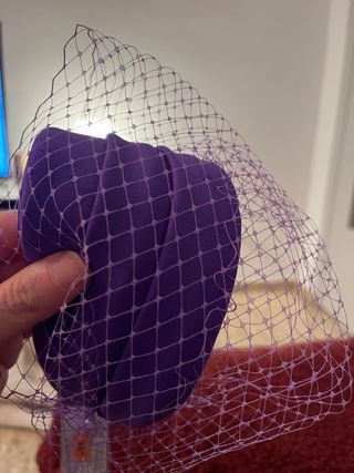 Tocado diadema con rejilla morada