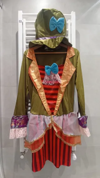 Disfraz Payaso, la peluca no viene con el disfraz