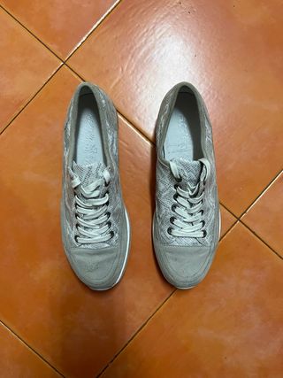 Sapatilhas Ara Pele Camurça Prateada