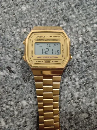 Reloj Casio Dorado Digital