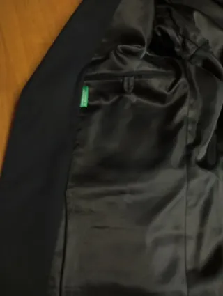 Completo uomo Benetton tg.48 nero