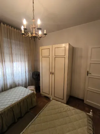 Armario antiguo madera y metal