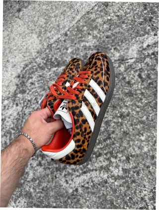 Adidas Samba OG Leopardo Rojo Talla 40