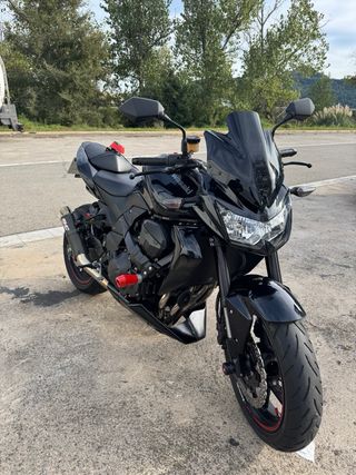 Kawasaki Z750 Naked Negra