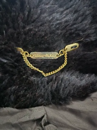 Abrigo largo de pieles negro