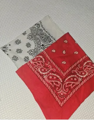 Sciarpe Bandana Rosse e Bianche