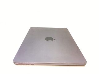 portatil apple apple macbook air m2 8-core 3.4 13 (8gpu) (2022) (a2681)