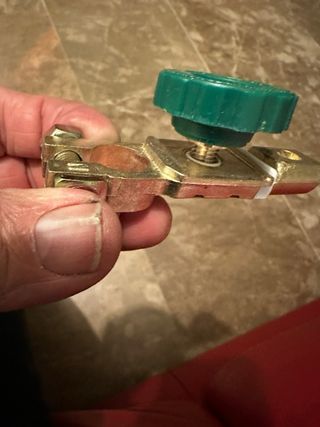 Desconectador de Bateria Coche para Polo Negativo.