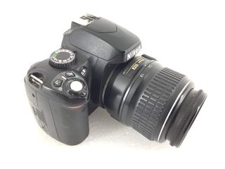 camara digital reflex nikon d60+af-s dx 18-55mm 1:3.5-5.6g vr