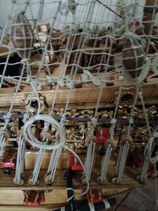 Maqueta Galeón ingles SOBERANO DE LOS MARES 115x90x20 cm + vitrina a medida