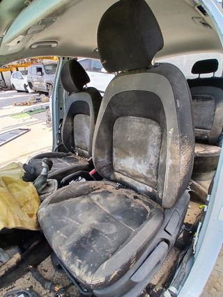 JUEGO ASIENTOS COMPLETO HYUNDAI KONA (OS)