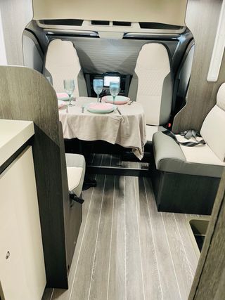 Ford Autocaravana 2024