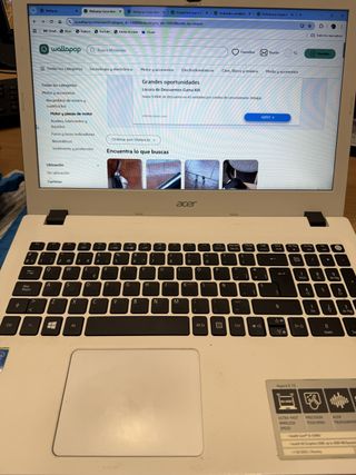 Acer Aspire E 15 i5-5200U 4GB RAM 500GB HDD