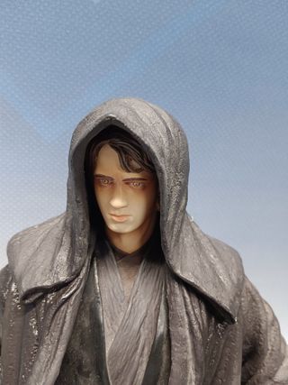 FIGURA STAR WARS anakin 2005 33 cm.