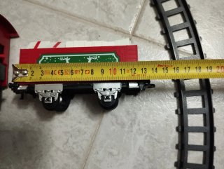 Trenino elettrico di Natale con fumo,luci e suoni