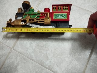 Trenino elettrico di Natale con fumo,luci e suoni