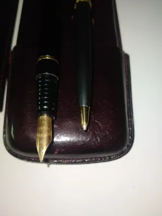 Juego de Pluma y Bolígrafo Waterman con estuche