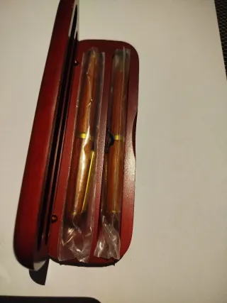 Pluma estilográfica y bolígrafo Urbinsa