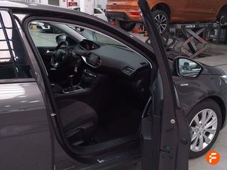 Peugeot 308 5p Style PureTech 130 S&S 6 Vel. MAN