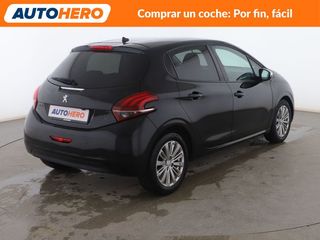 Peugeot 208 1.2 PureTech Signature