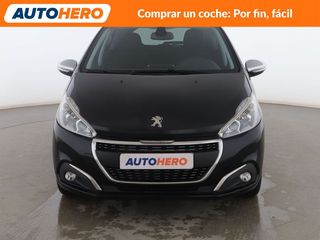 Peugeot 208 1.2 PureTech Signature