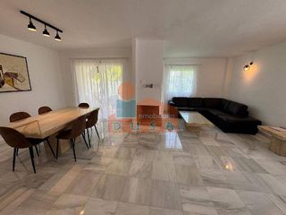 Casa en alquiler en Los Naranjos - Las Brisas en Marbella