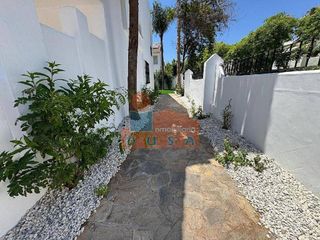 Casa en alquiler en Los Naranjos - Las Brisas en Marbella