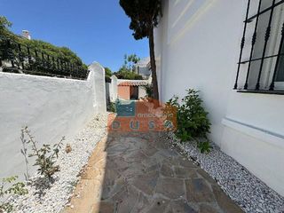 Casa en alquiler en Los Naranjos - Las Brisas en Marbella