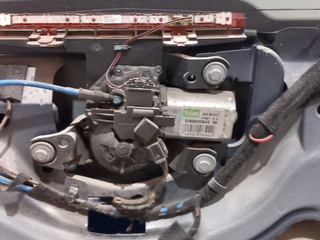 PORTON TRASERO MERCEDES-BENZ CLASE A (BM 169) D/6