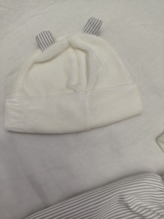 Conjunto bebé ANITA bege 6 meses - Novo