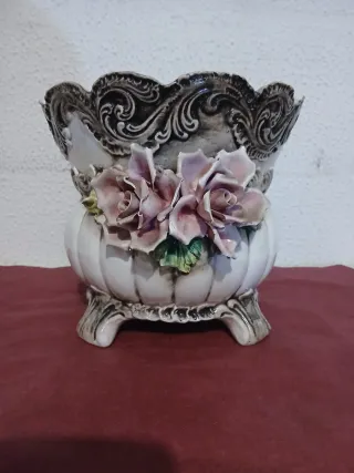 Tiesto Porcelana Italiana Fabricante Capadimonte