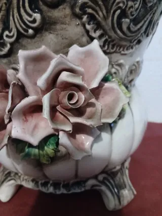 Tiesto Porcelana Italiana Fabricante Capadimonte