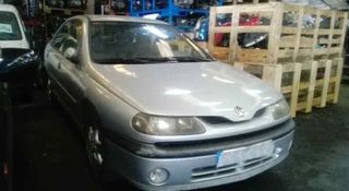 Centralita motor renault 402246 7700108382 laguna