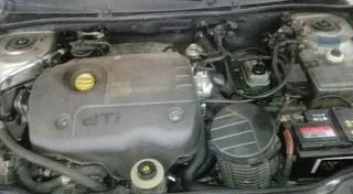 Centralita motor renault 402246 7700108382 laguna