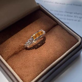 Anillo Plata Pura con Piedras Amarillas