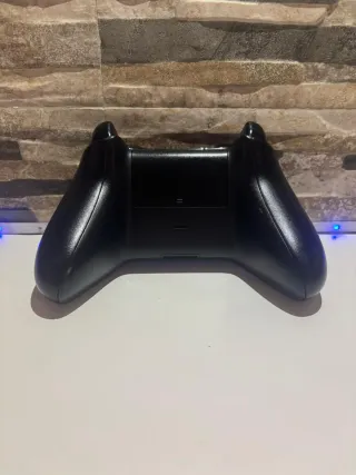 Mando xbox one negro