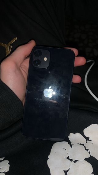 iPhone 12 64GB Negro - Salud 93%