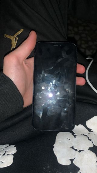 iPhone 12 64GB Negro - Salud 93%