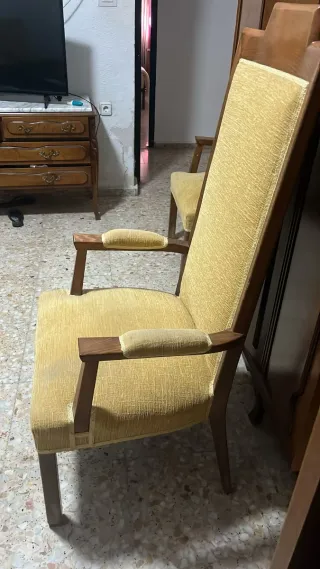 7 Sillones Antiguos de Madera y Tela