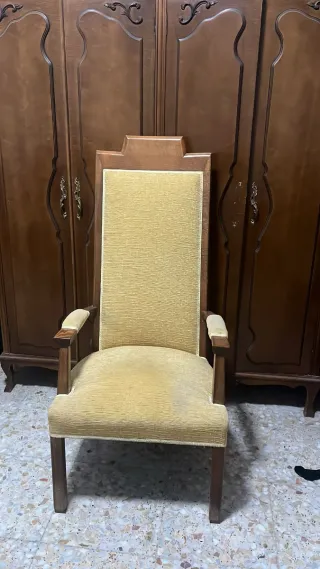 7 Sillones Antiguos de Madera y Tela