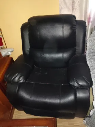 Sillón de piel negro