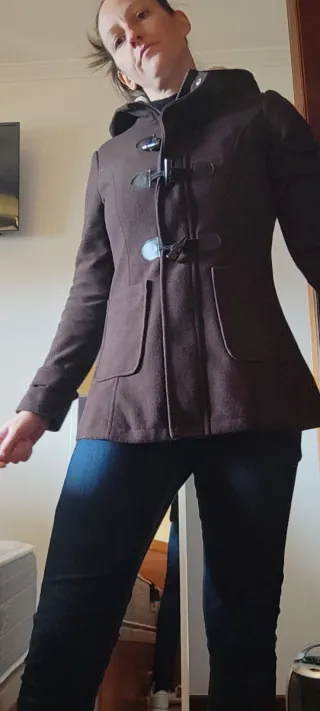 Chaqueta trenca marrón