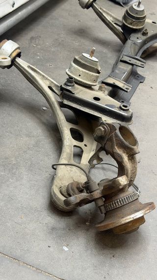 Charriot Eixo Frontal BMW E46 330d 320d