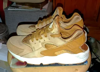 Nike Huarache Trigo Talla 38.5