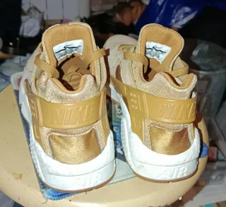 Nike Huarache Trigo Talla 38.5