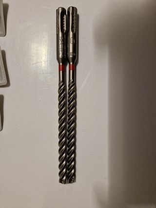 6 Brocas Makita 6mm + 2 Brocas Hilti 8mm